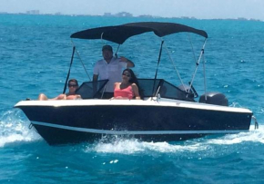 BOW RIDER 18 by Dicasi Vacations